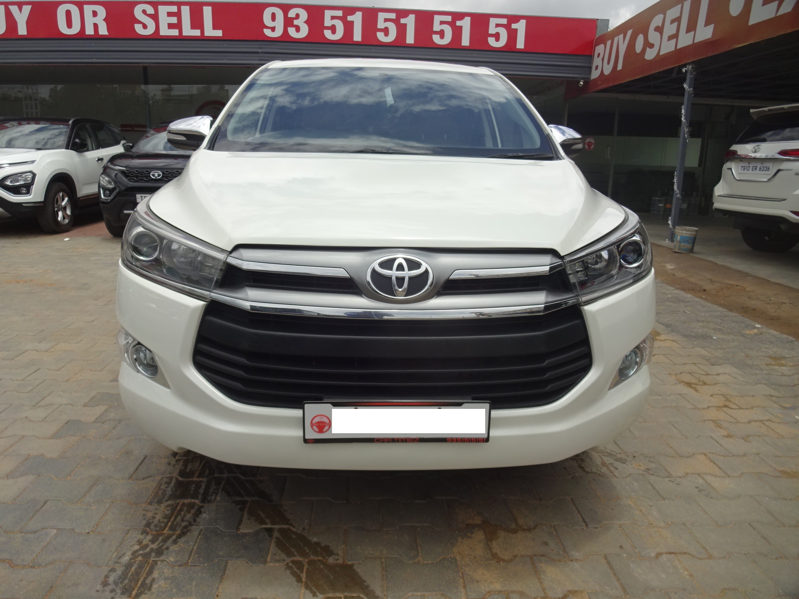 Toyota Innova Crysta 2.8 Z 7STr