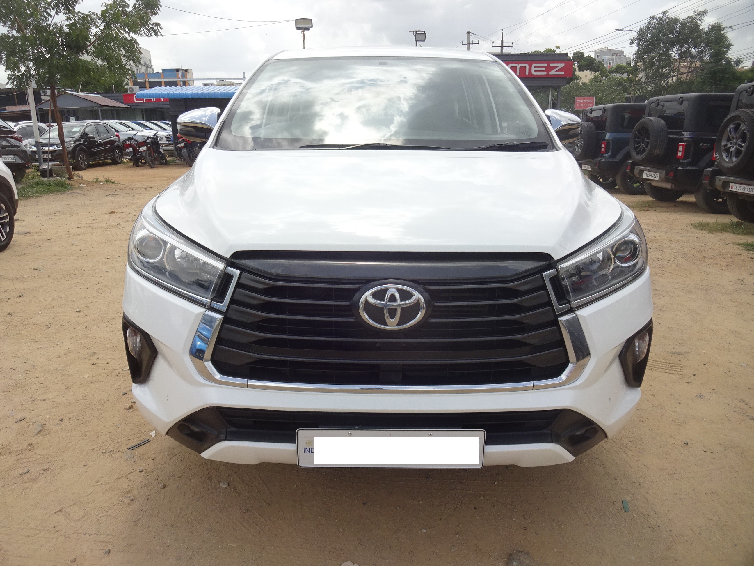 Toyota Innova Crysta 2.4 V 7str