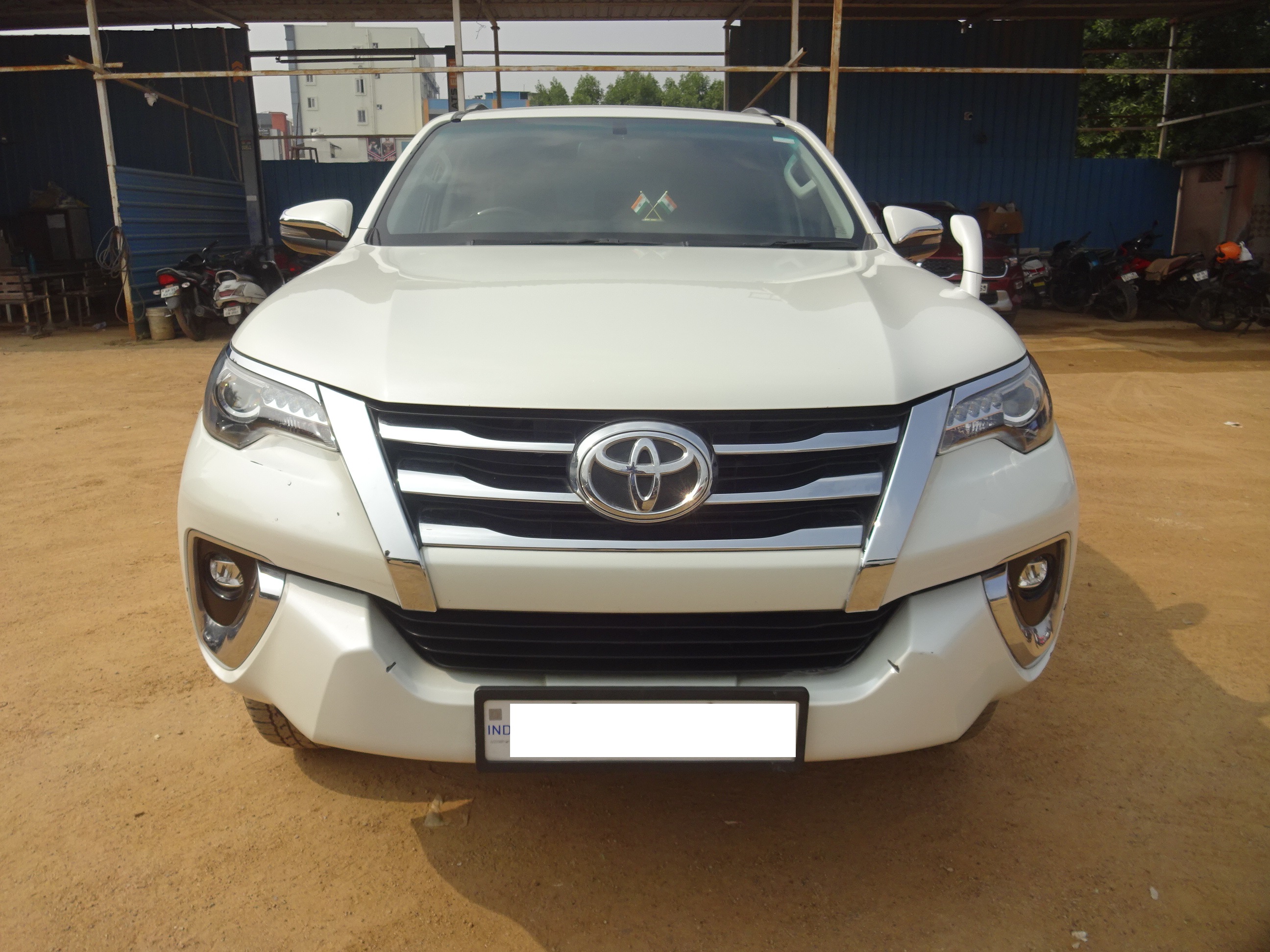 Toyota Fortuner 4*2 BSVI Autoamtic