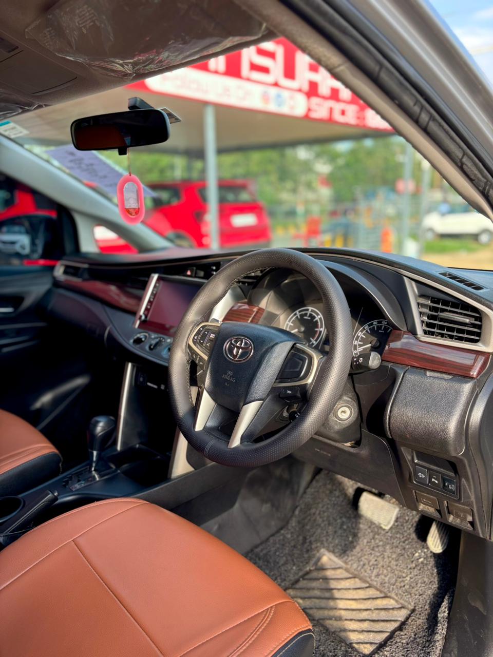 Whatsapp image 2025 11 05 at 7.37.38 pm (1)