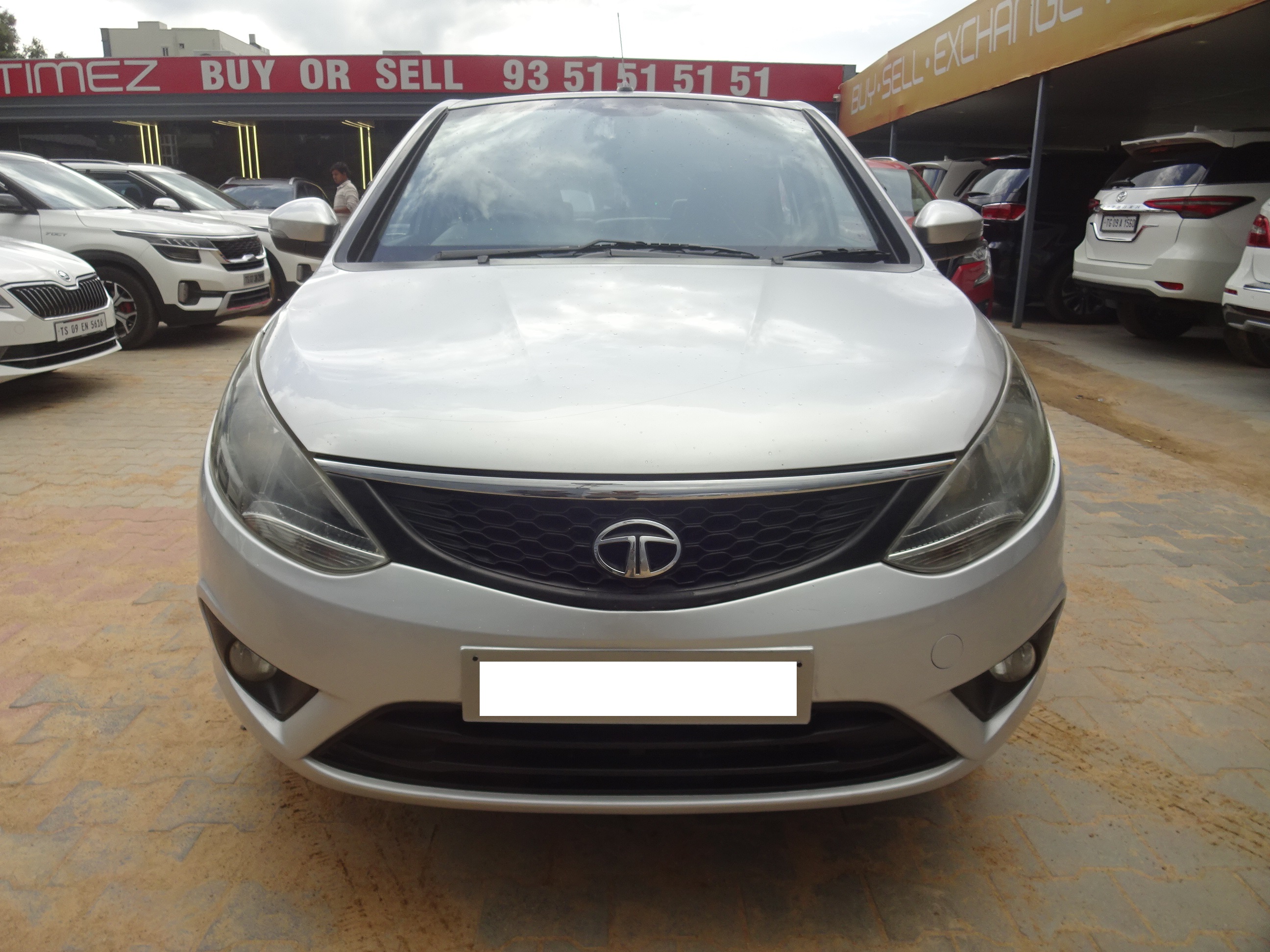 Tata Bolt XM Q JET 75 PS