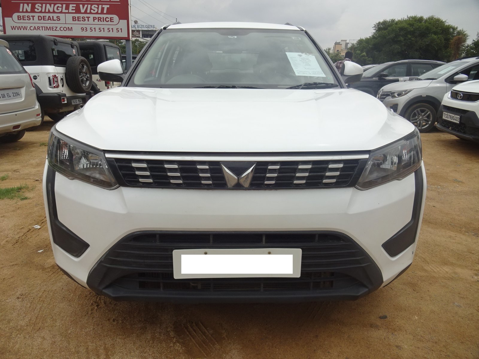 Mahindra Xuv 300 W6