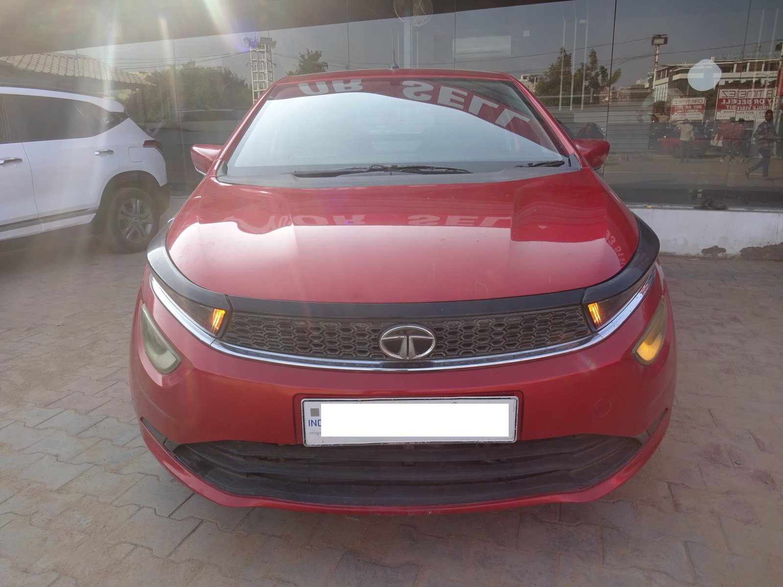 Tata Altroz XE+